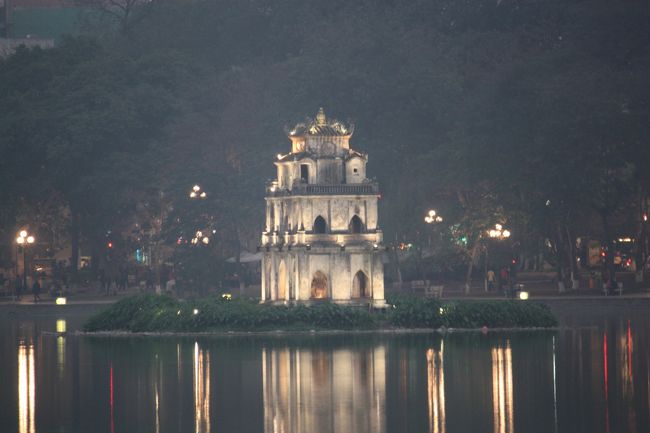 ホアンキエム湖3