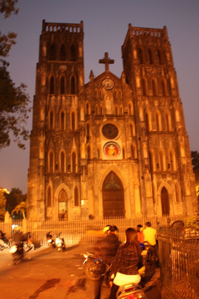 ハノイ大教会。