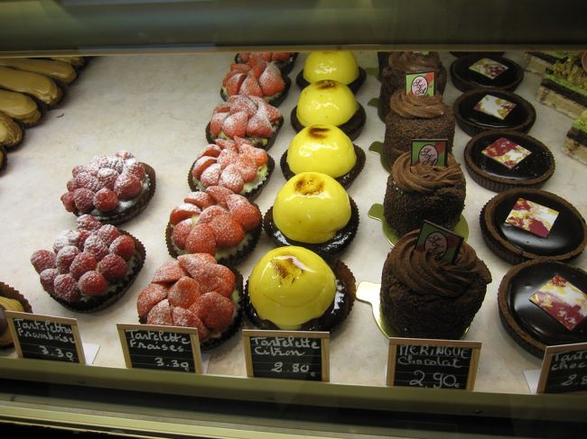 美味美味美味のケーキたち　しかもこのお値段　あとで出てくるラデュレと比べてみてください<br /><br />