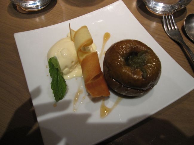 長女のデザート　リンゴのコンフィ