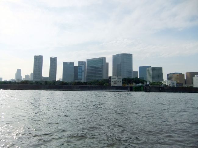 本日の目的地浜離宮が見えて来ました