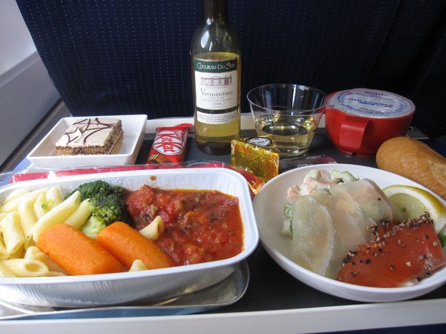 チーズとワインとパンがあれば幸せ♪