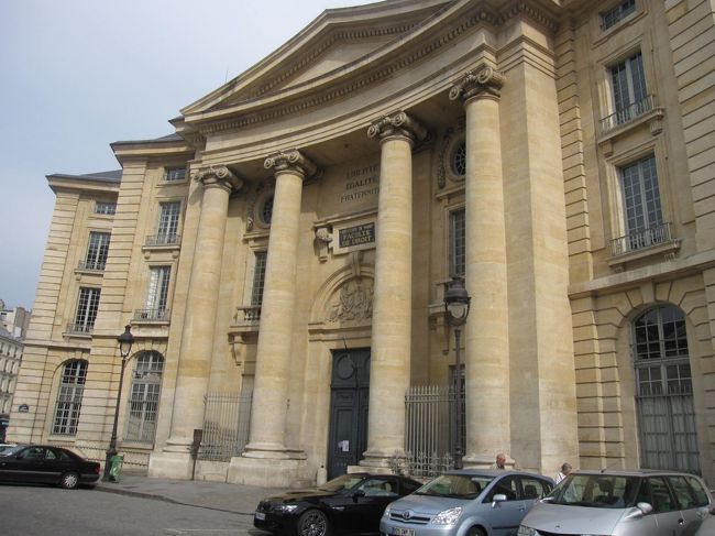 パリ大学　法学部