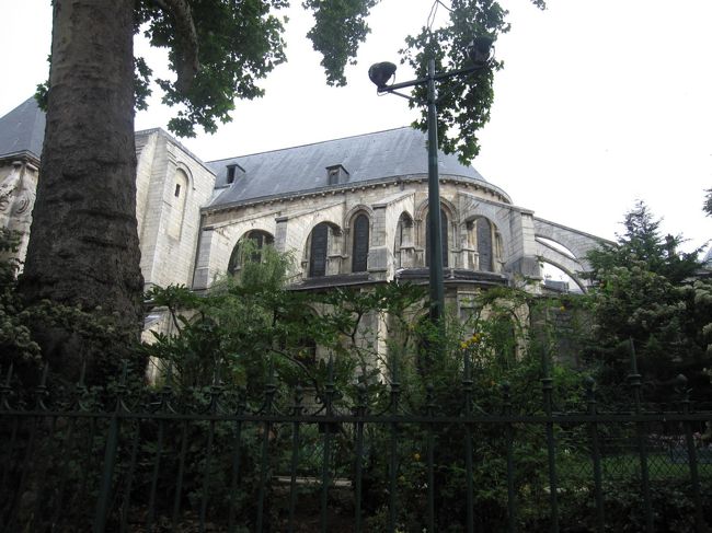 サンジェルマン・デ・プレ教会の後ろ姿