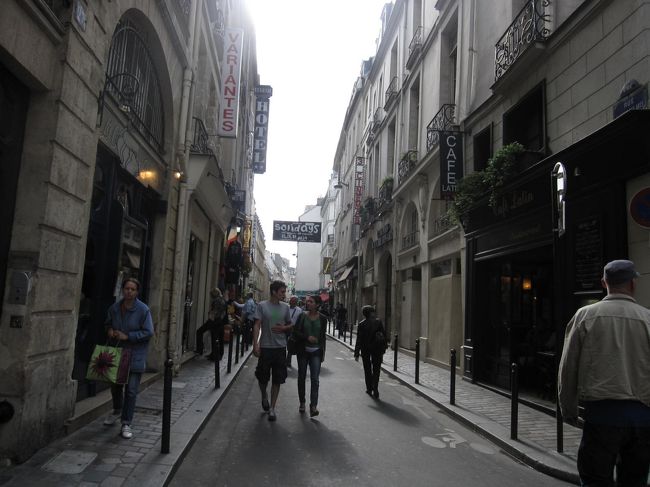 6区　Rue Saint Andre des Arts