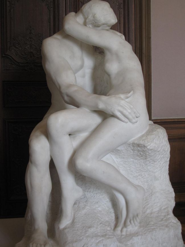 「接吻」<br /><br />10年前　まだ高校生だった長女が初めて見て涙ぐんでたのを<br />思い出します