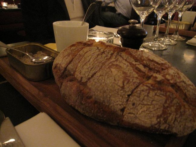 酸味のあるパン　