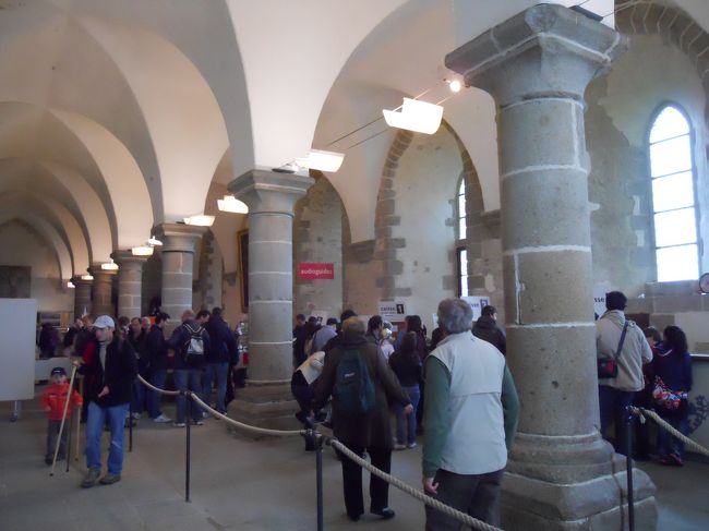 修道院の司祭館で、入場券の売り場<br />入場料は、9.0ユーロ