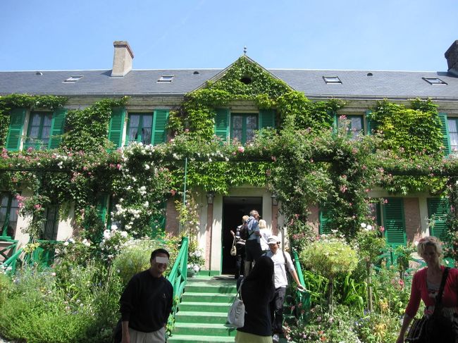 モネの家　入口<br /><br />中は撮影NG　