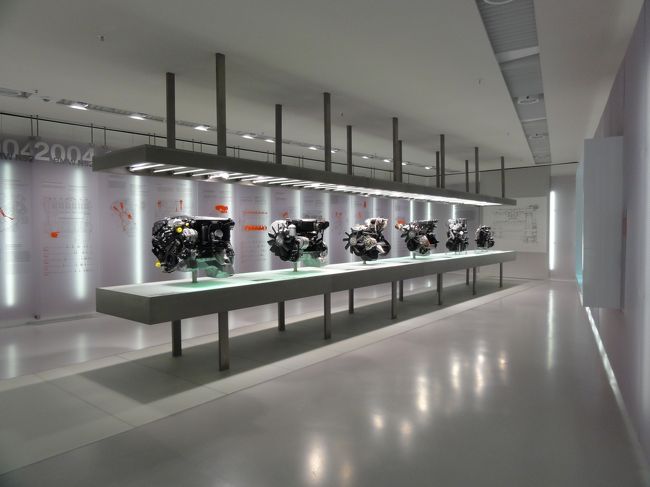 とにかくエンジンにこだわってますね。