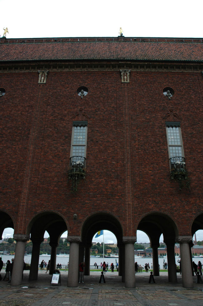 外に出てきました