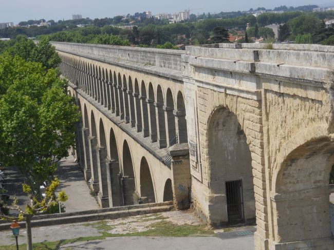 ２０１１年４月２９日(金)<br />・自由な雰囲気のラングドックの中心都市モンペリエ<br />http://4travel.jp/traveler/piachan/album/10573499/<br />