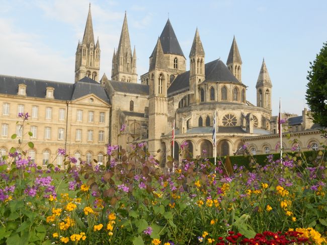 ２０１１年５月４日(水)<br />・ノルマンディ上陸作戦の主戦場となったカーン<br />http://4travel.jp/traveler/piachan/album/10576287/<br />