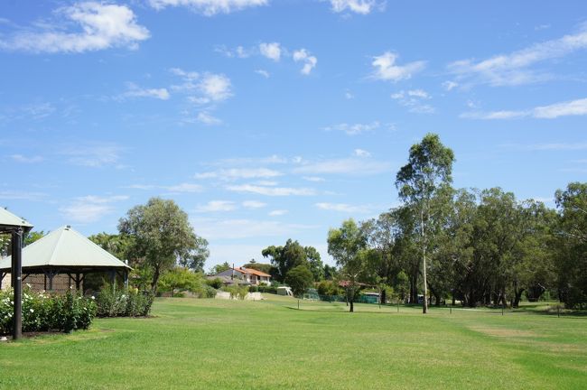 ワイナリー到着しました。この庭で出発前にコーヒーをいただきました。