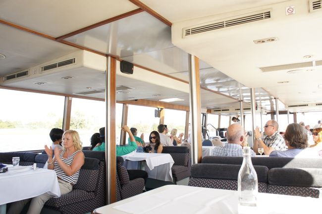 帰りのクルーザーのなかで、写真に撮り忘れましたが、アフタヌーンティもついていました。チーズケーキやババロアなどたくさん♪