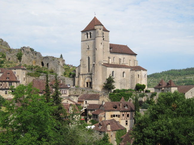 フランスで最も美しい村といわれる<br />サン・シル・ラポピー散策<br /><br />