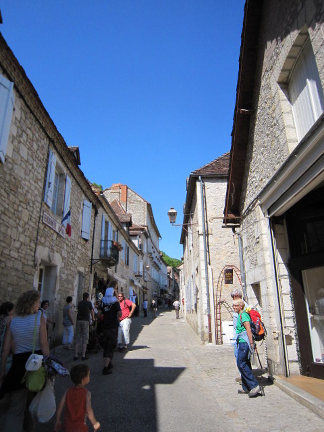 ロカマドールの街並み<br /><br />