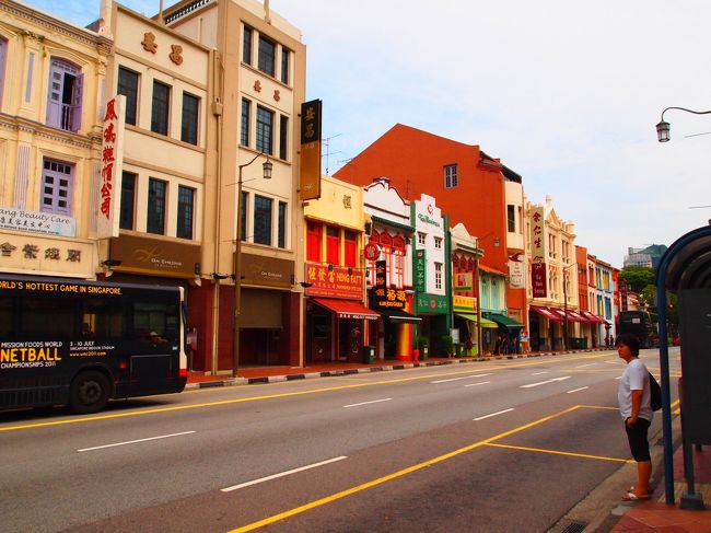 観光名所を撮るのも好きなんですが、街並み撮るのも好きです。