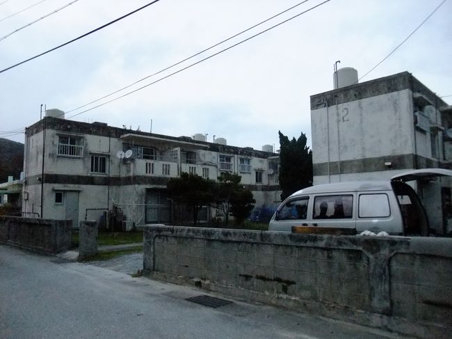 再度、集落散策です。<br />集合住宅があるのは意外でした。<br />集落は端から端まで歩いても１０分もかからない広さです。