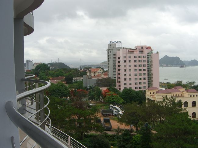 バルコニーからの左側景色