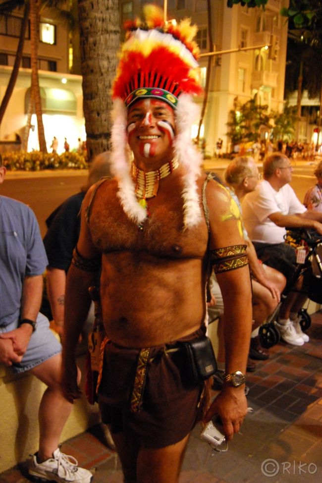 カメハメハ？部族チックな仮装