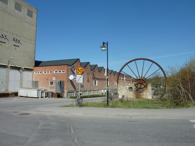 郊外にあるので街中とは違った風景なのも面白い。