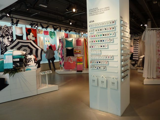 H&amp;MのHOME<br />期待していたほど物量が多くなくて残念。<br /><br />