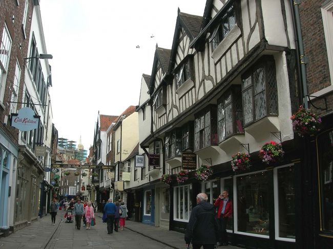 イギリスの中世ヨーロッパをあじわえる街並み フォートラベル