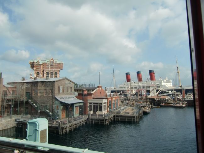 　エレクトリックレールウェイからの景色です。<br /><br />妙な雲が広がっていて、ミステリアスな景色ですね。