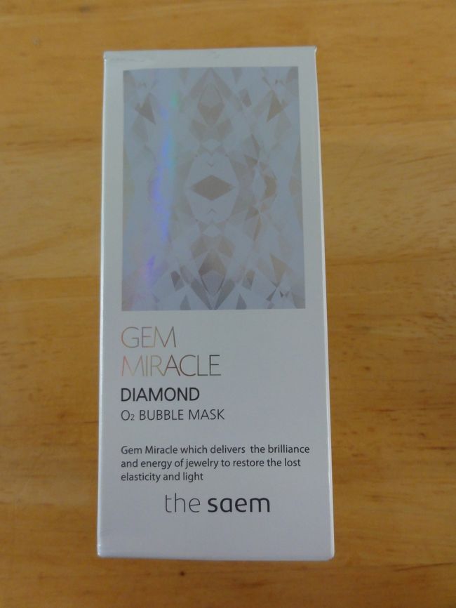 ジェム ミラクル ダイアモンド O2 オーツー バブルマスク 50g <br />オススメされるままに購入。有名らしい<br />手の甲につけた瞬間じゅわ〜って白くなって、老廃物と有害酸素を取り除いているらしい。