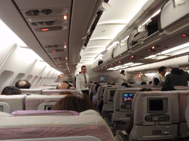 掃除と新たにのってくる人。