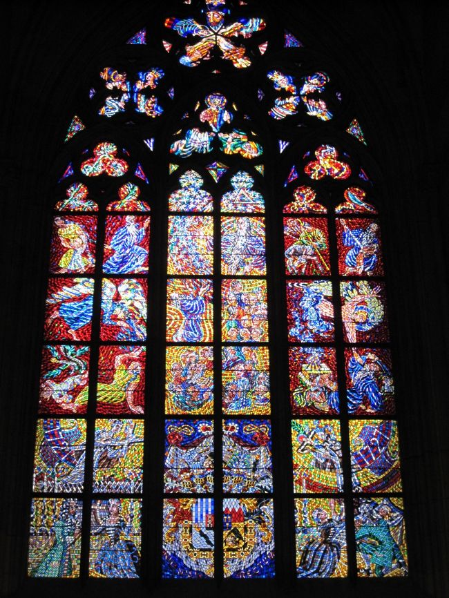 確か、ムハ（ミュシャ）の作品だったかな？