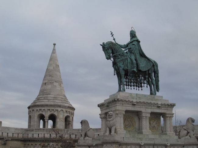 聖イシュトヴァーン騎馬像。