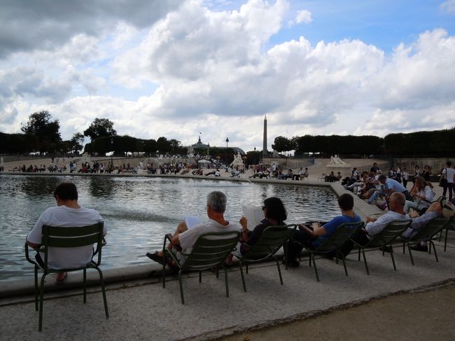 チェルリー公園を抜け、次はオランジェリー美術館へ<br />