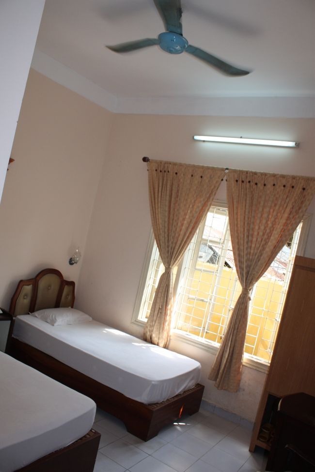 部屋。<br />広かった。<br />クーラーもガンガンだった。<br />綺麗ではなかったけど、全く問題なかった。