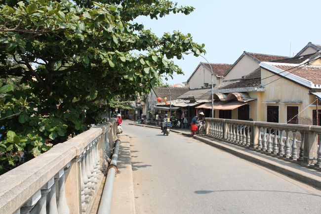 ハノイと違ってカラっと暑い