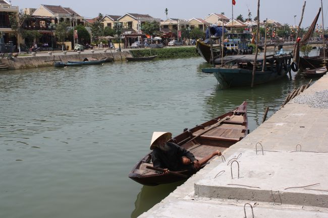 お金を払えば乗せてくれるみたい