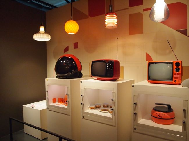 ミッドセンチュリー（？）な家電製品の展示も。<br />欲しい…（←