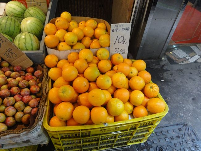 いろんなフルーツや