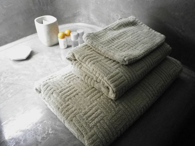 アメニティは必要最低限<br /><br />タオルからは石鹸の香り♪