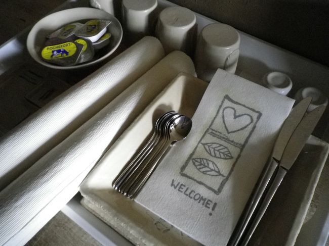 明日の朝ごはんの準備ももう整っているようです^^