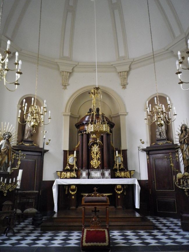 修道院内のチャペル