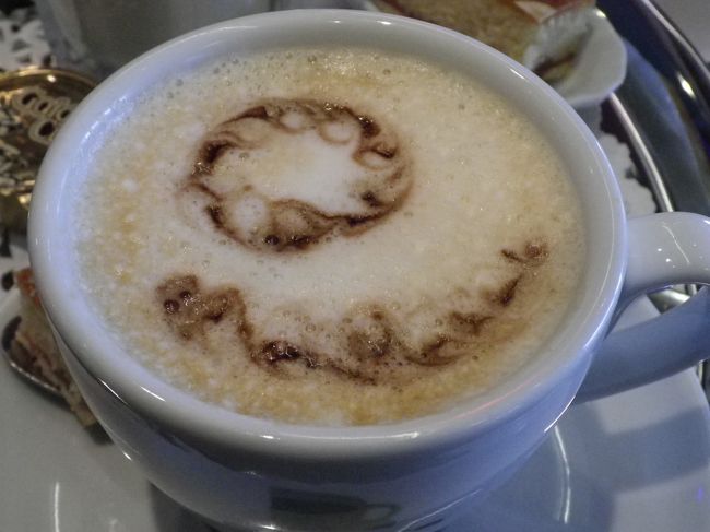 居眠り運転防止の為にカプチーノを飲んだんだけど、