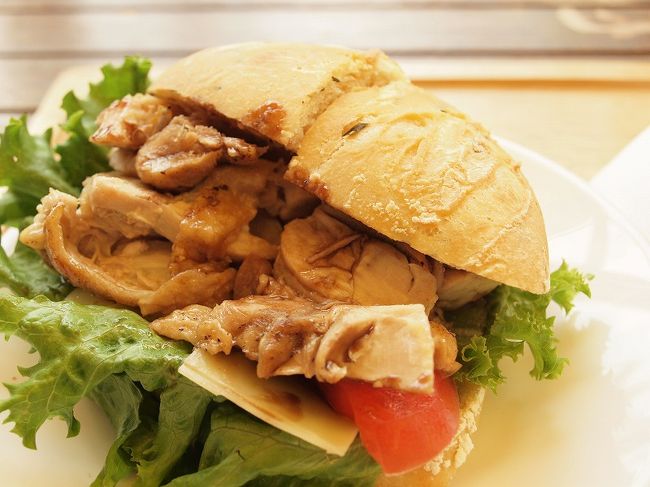 静かな場所で自然の風を感じながらのランチタイム<br /><br />なんだか贅沢な時間を過ごしているなぁ〜<br />なんて思いました。