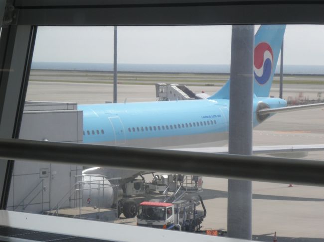 なぜ、飛行機というものは、ワクワクさせてくれるのでしょうか。前日はなかなか寝付けずやや寝不足です。