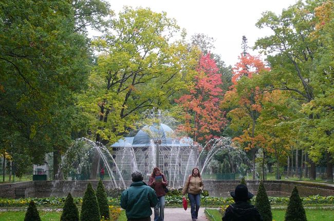ピョートル大帝夏の宮殿<br />庭園