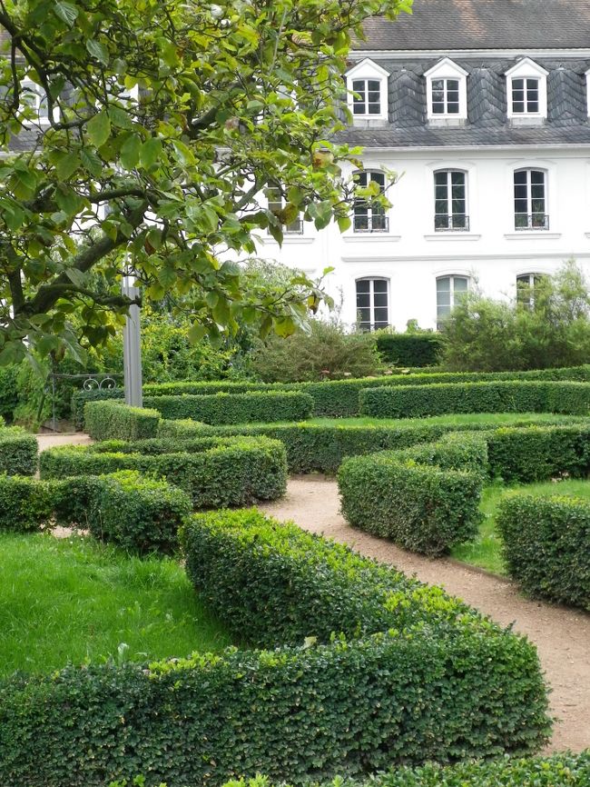 少し曲がってしまったが、私の好きな風景だ。