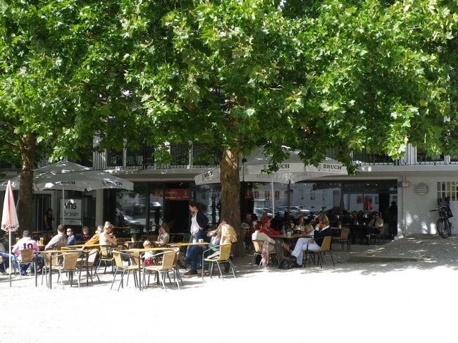 日曜日と言うこともあり、<br />家族連れがたくさんいた。