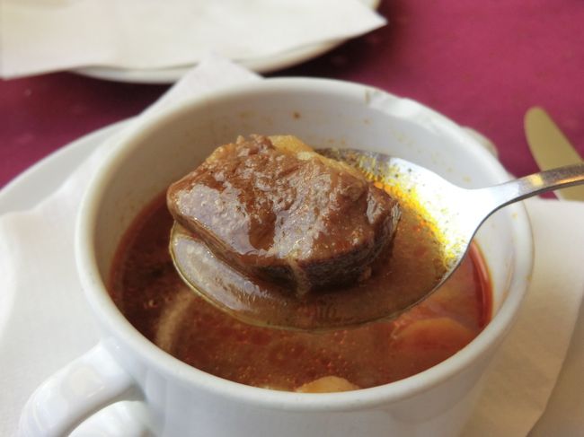 入れ物は小さそうですが・・・私の胃も小さいので・・・