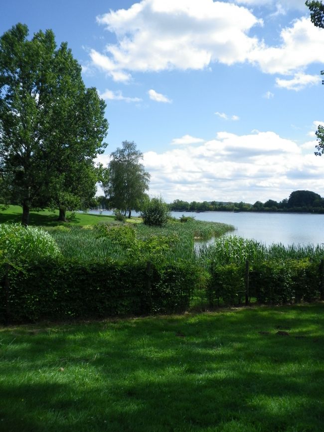 晴れていて、暖かくて気持ちが良い午後。